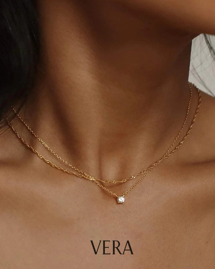 Vera Classic Layered Necklace set
