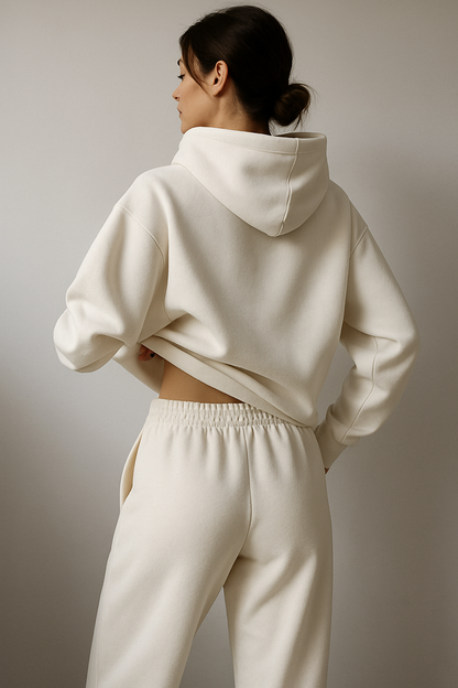 Vera Essential Hoodie