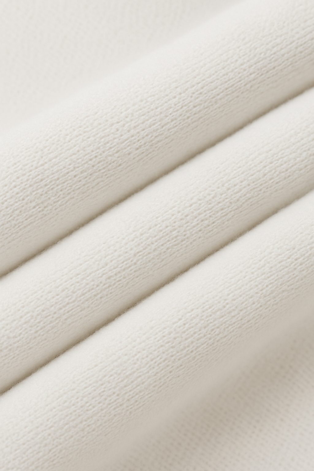 Vera Essential Hoodie