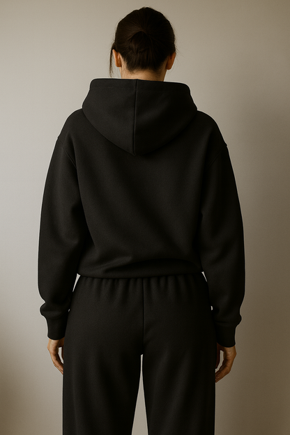 Vera Essential Hoodie