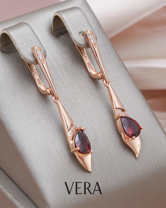 Vera Elegant Teardrop Earrings